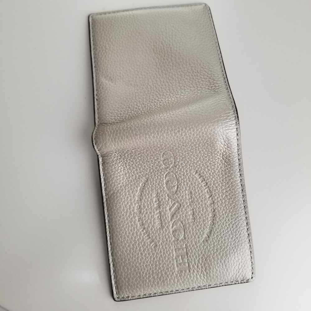 COACH Men's Billfold wallet - Picture 8 of 16